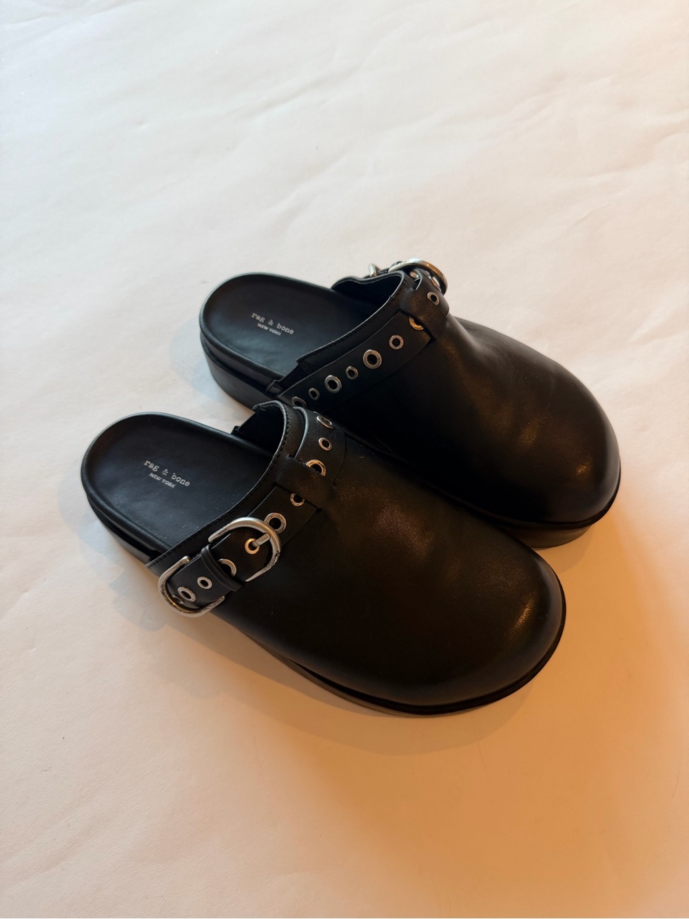 Rag & Bone Black Leather Buckle Grommet Clogs Mules Size 39 NWOT - Picture 4 of 12